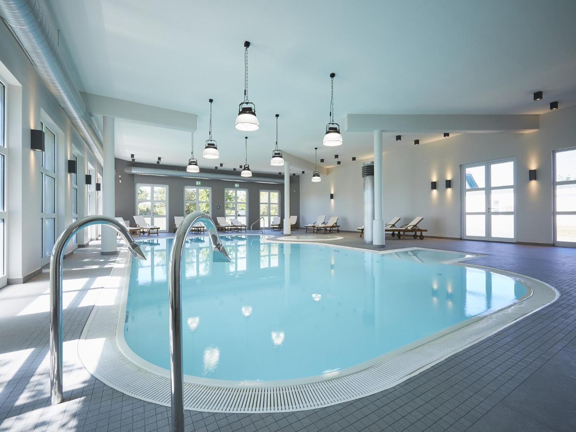 Reetland Am Meer - Luxusplus Reetdachvilla Mit 4 Schlafzimmern, Aussensauna, Loungebereich Und Kamin G07 드란스케 외부 사진