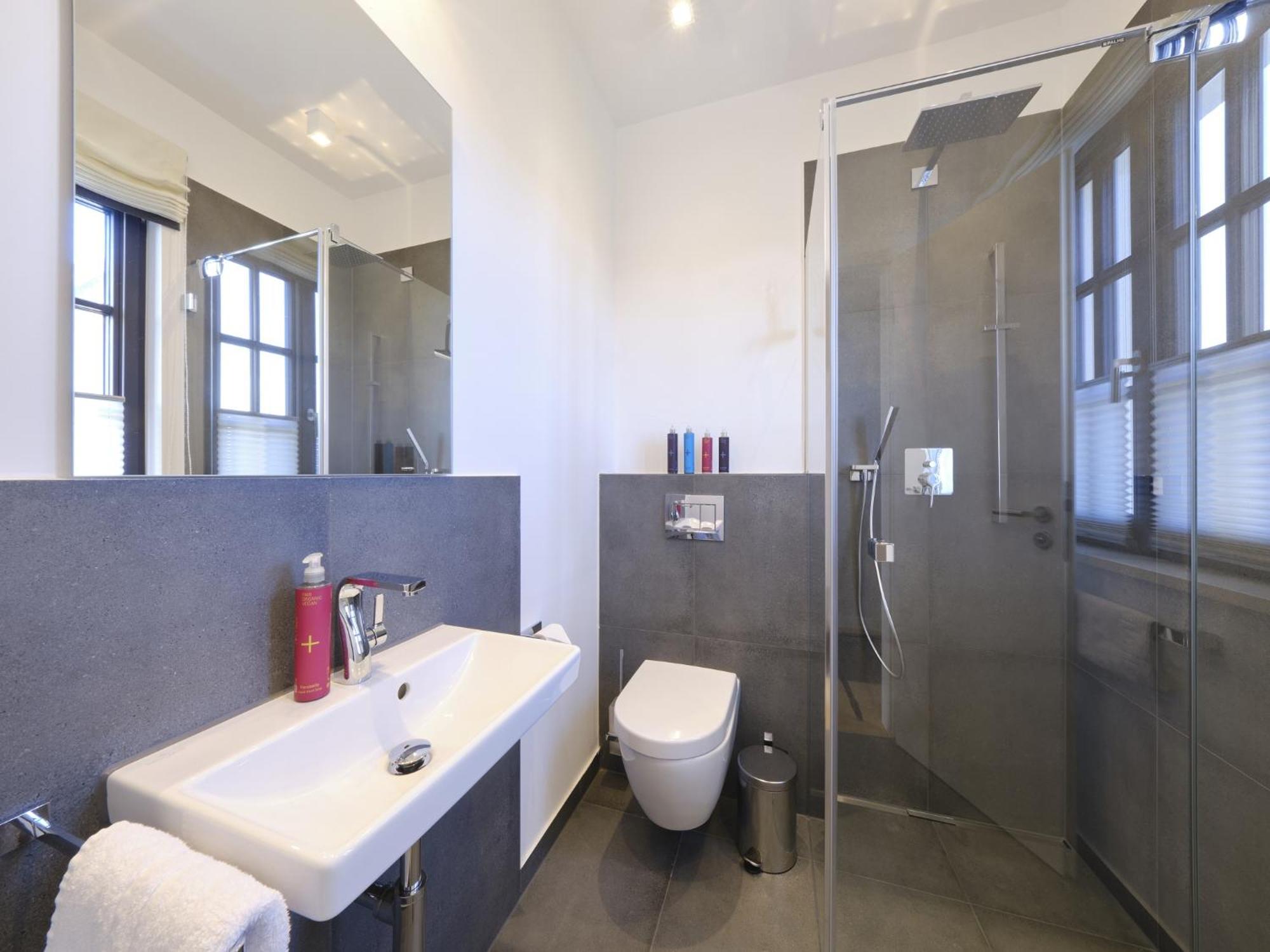 Reetland Am Meer - Luxusplus Reetdachvilla Mit 4 Schlafzimmern, Aussensauna, Loungebereich Und Kamin G07 드란스케 외부 사진