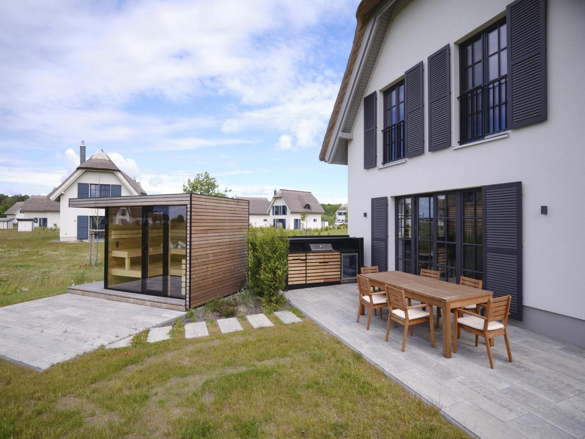 Reetland Am Meer - Luxusplus Reetdachvilla Mit 4 Schlafzimmern, Aussensauna, Loungebereich Und Kamin G07 드란스케 외부 사진